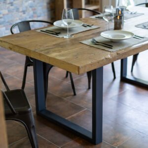 Tavolo in assi grezze verniciate, con cavalletti 185x100x75h - immagine 3